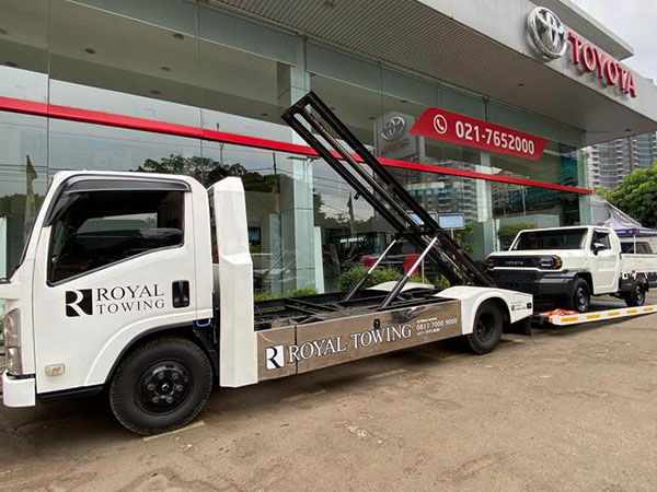 Royal Towing (39) Royal Towing (39)